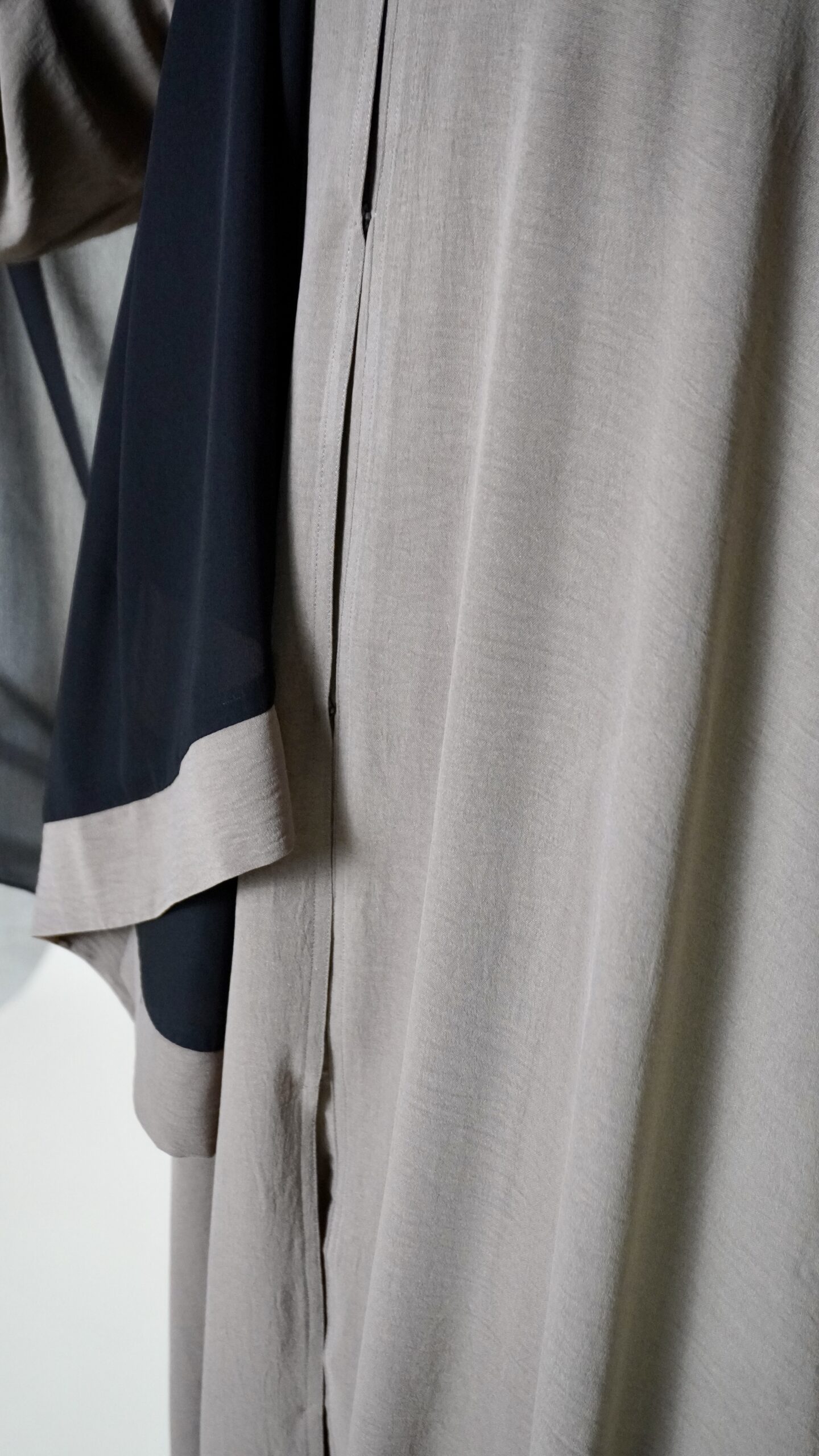 Sand Ruched Sleeve Abaya - Image 5