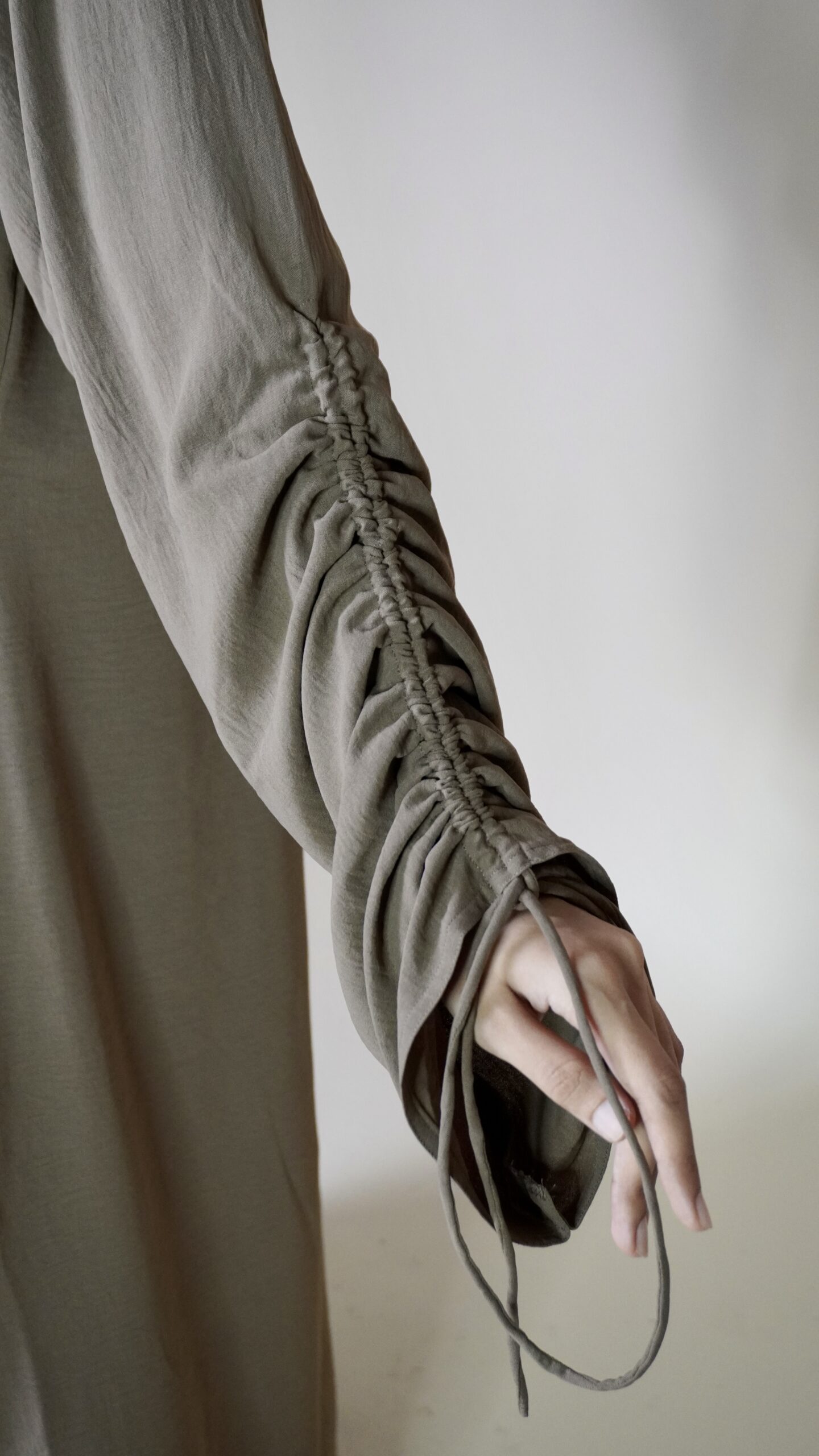 Sand Ruched Sleeve Abaya - Image 3