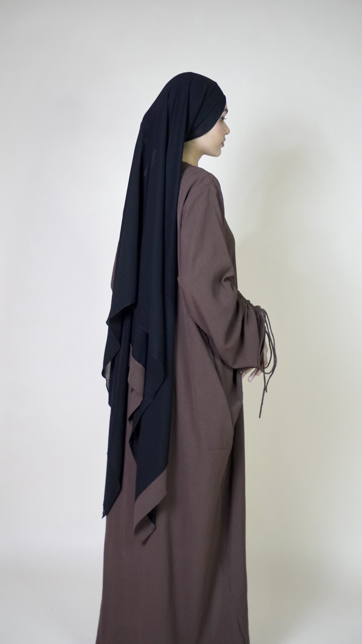 Chocolate Brown Ruched Sleeve Abaya - Image 4