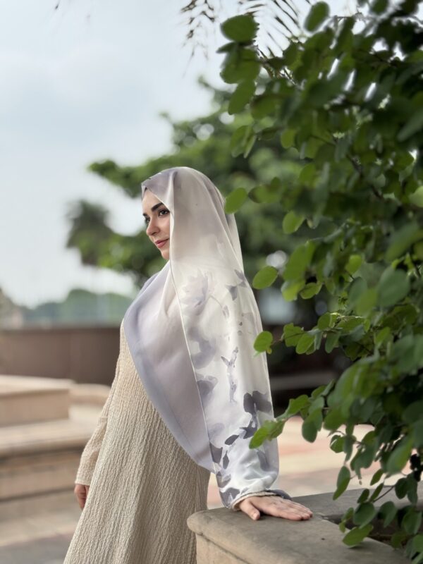 Ink Ombre Printed Scarf – Moonstone Grey