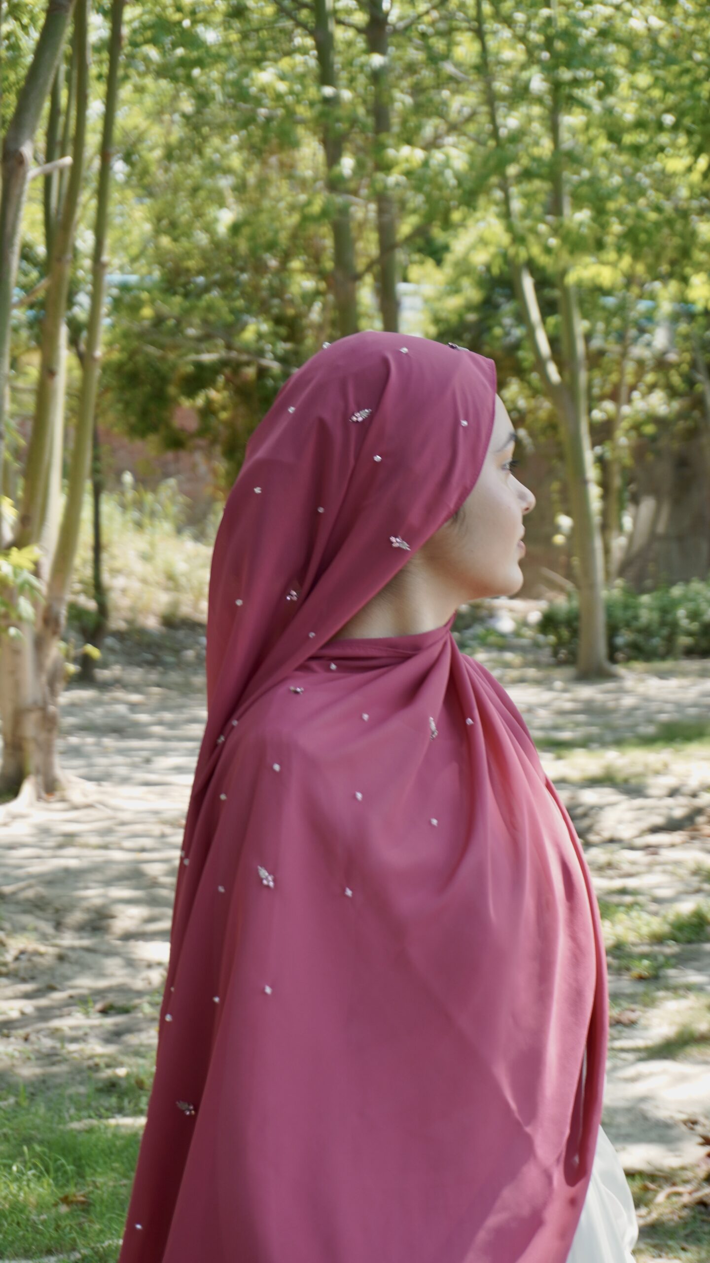 Naqsh Crystal Scarf – Rose Pink - Image 4