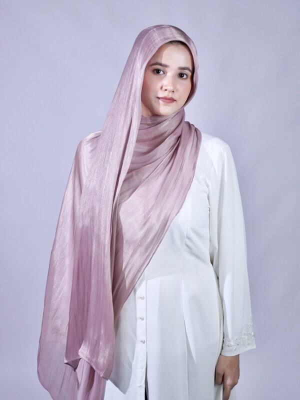 mauve shimmer scarf by Sajaf