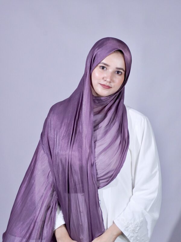 purple shimmer scarf styling