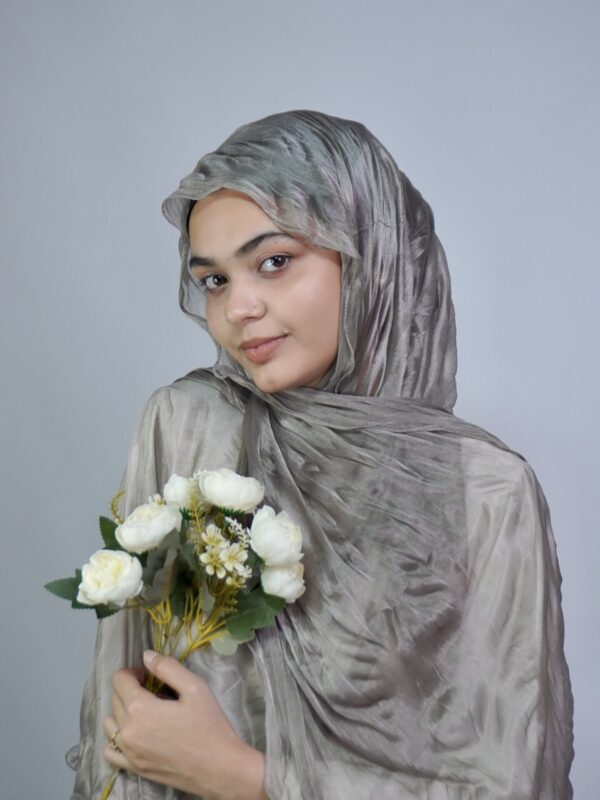 Curly Scarf – Greige