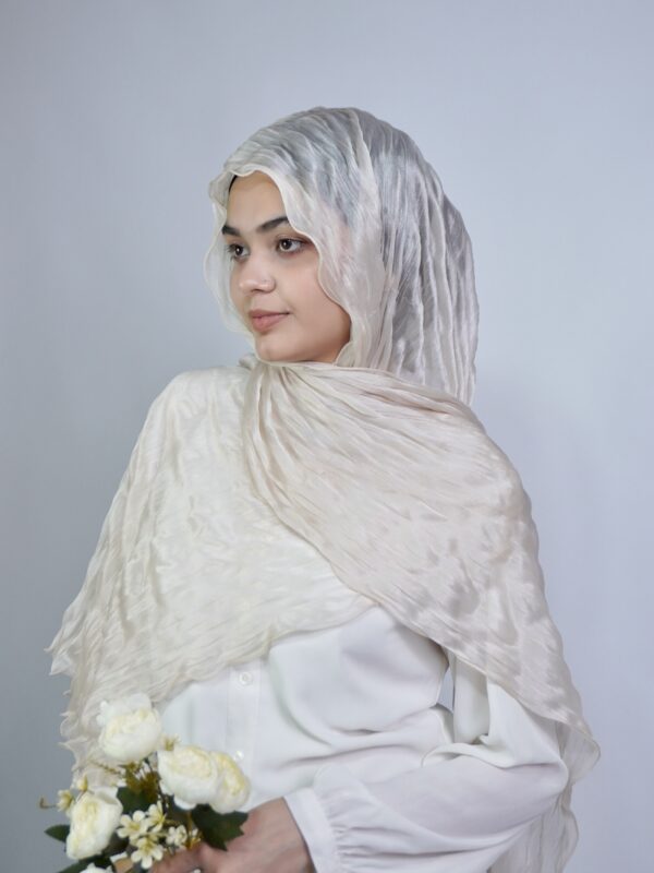 Curly Scarf – Pearl