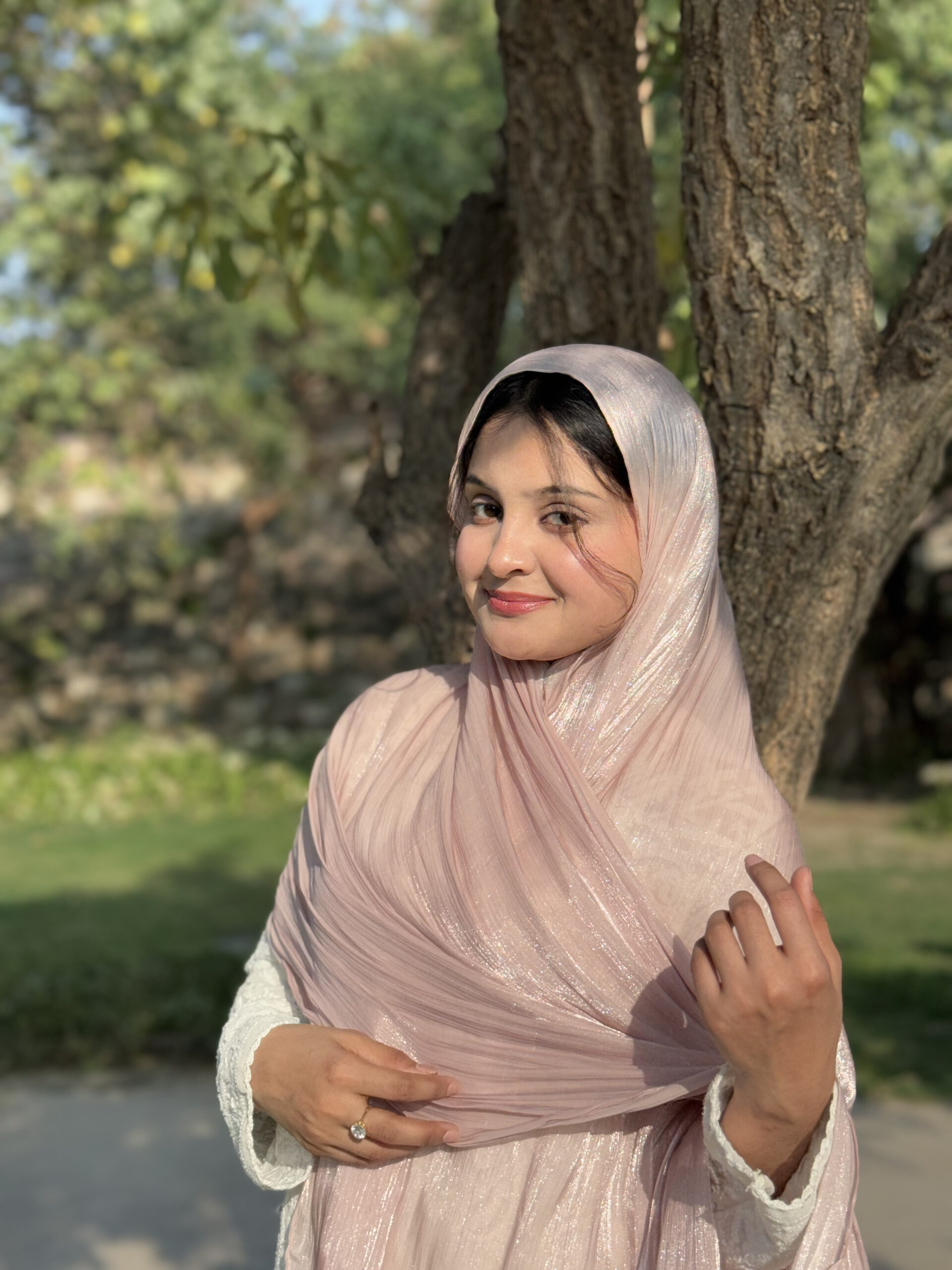 Shimmer Scarf – Blush Rose