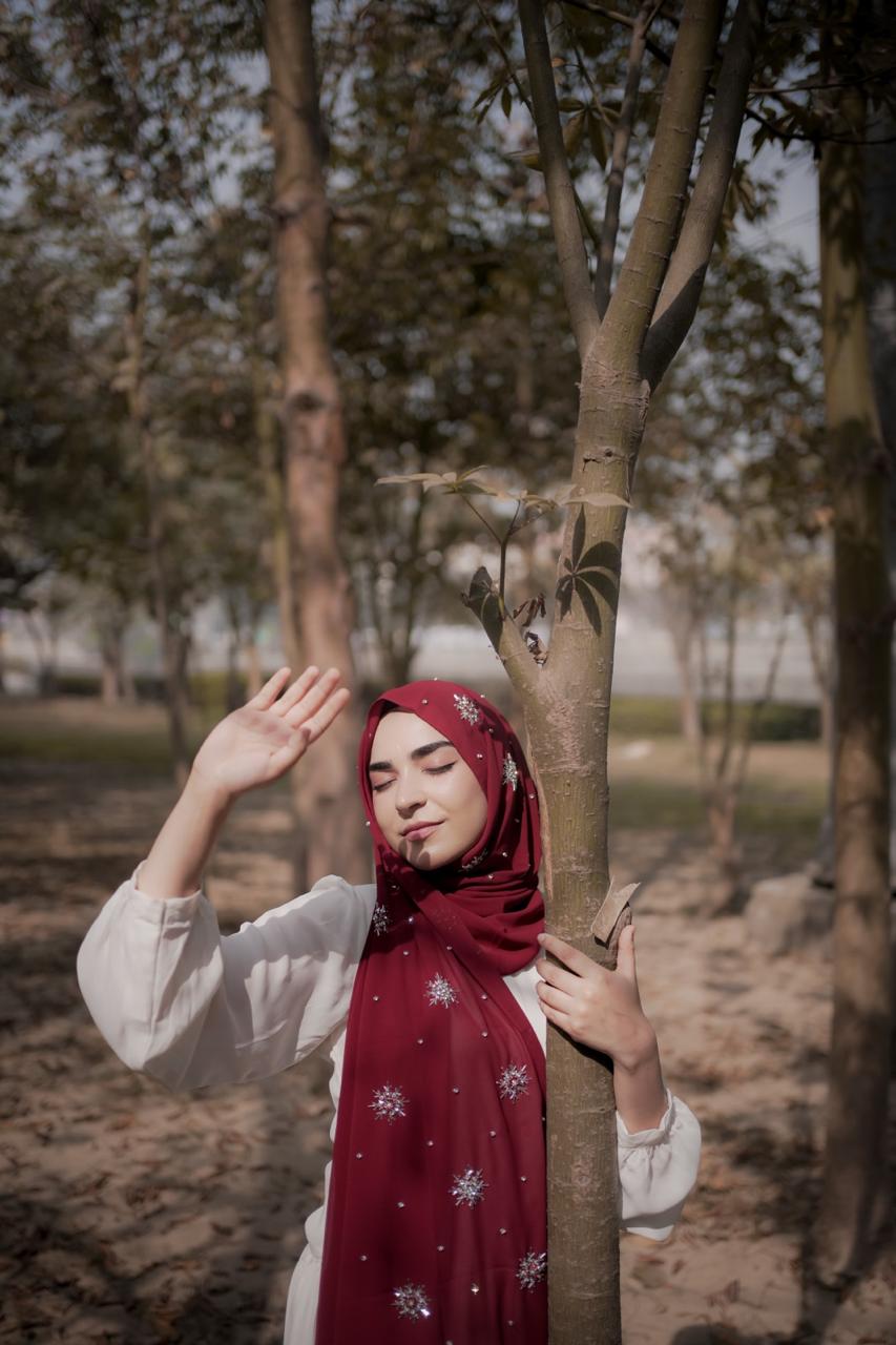 Qamar Scarf – Maroon - Image 3