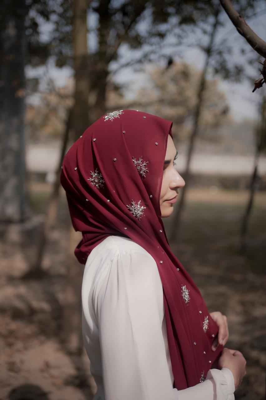 Qamar Scarf – Maroon - Image 4