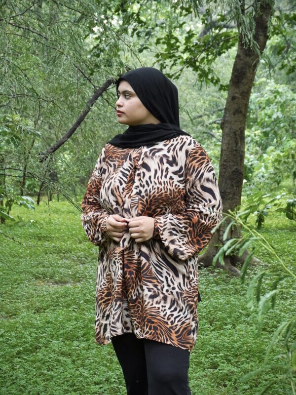 leopard print top